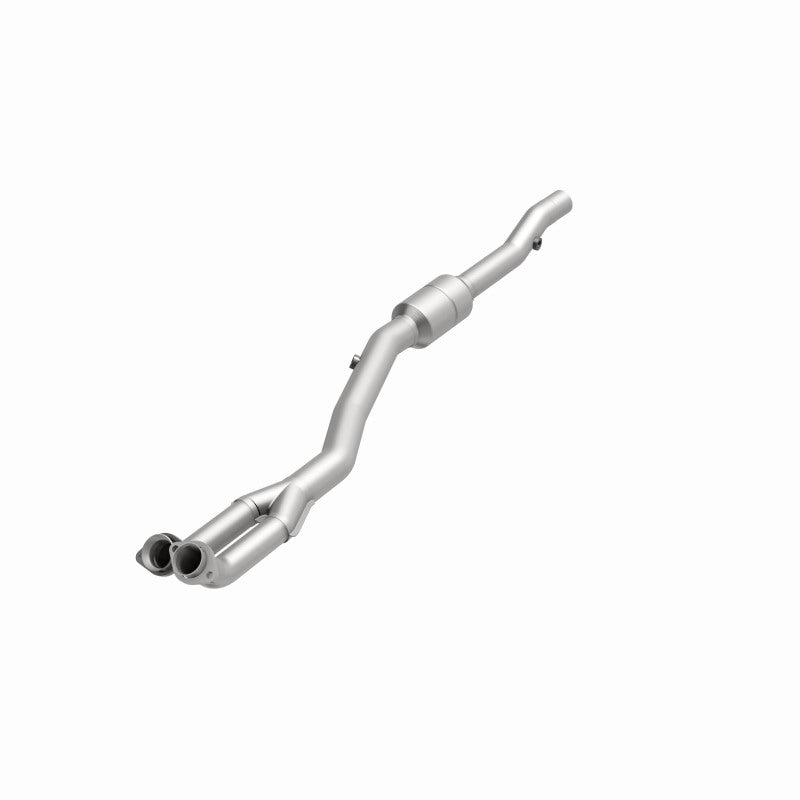 MagnaFlow Direct Fit Catalytic Converter 96-97 BMW 840 4.4L Driver Side