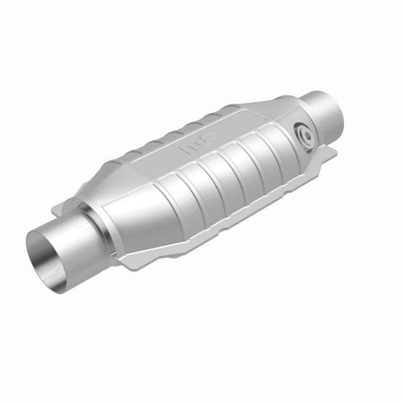 MagnaFlow Universal Catalytic Converter 2.25 inch with single O2 OEM