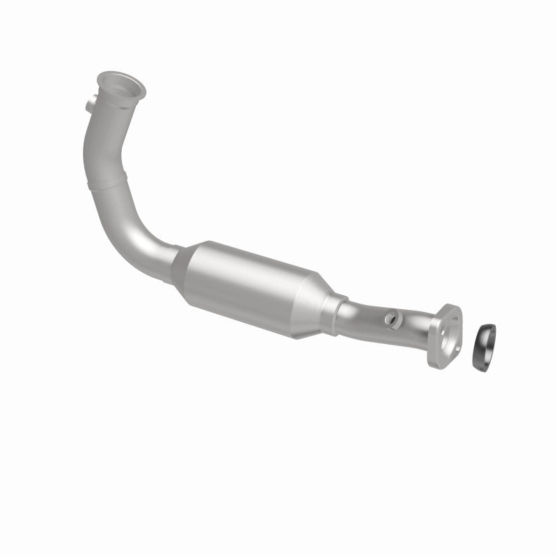 MagnaFlow Direct Fit Catalytic Converter OEM 2004 Jeep Liberty Underbody