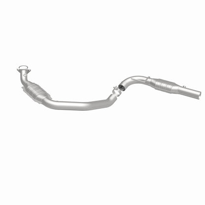 MagnaFlow Direct Fit Catalytic Converter 03-05 Express 2500 4.8L Driver Side