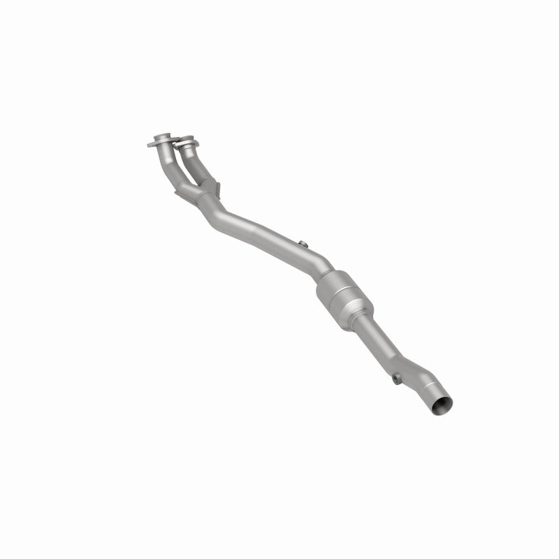 MagnaFlow Direct Fit Catalytic Converter 96-97 BMW 840 4.4L Driver Side