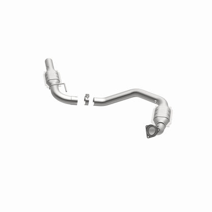 MagnaFlow Direct Fit Catalytic Converter 03-05 Express 2500 4.8L Driver Side