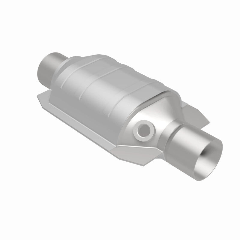 MagnaFlow Universal Catalytic Converter 2 W/Single O2 Boss