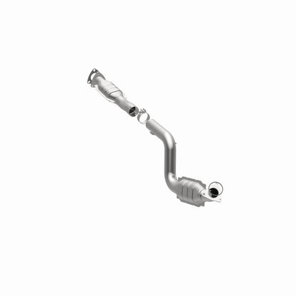 MagnaFlow Direct Fit Catalytic Converter 03-05 Express 2500 4.8L Passenger Side