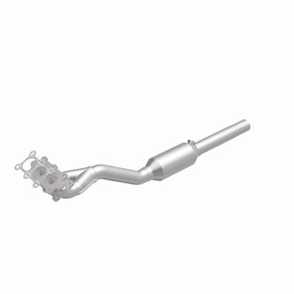 MagnaFlow Direct Fit Catalytic Converter 98-03 VW Beetle 2.0L