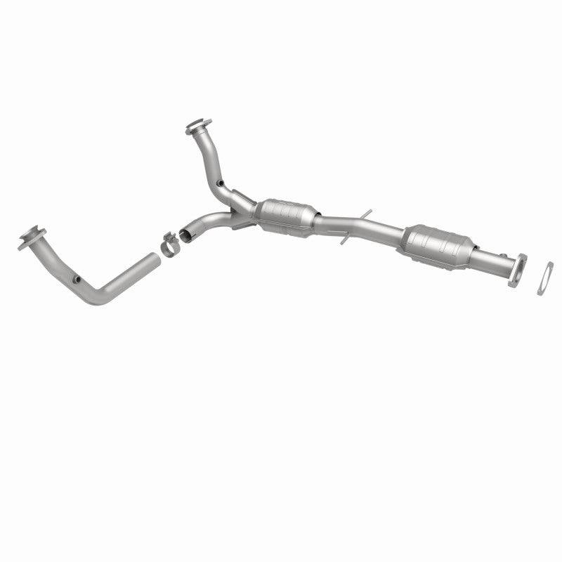 MagnaFlow Direct Fit Catalytic Converter 00-04 Chevy S10 4.3L 2WD