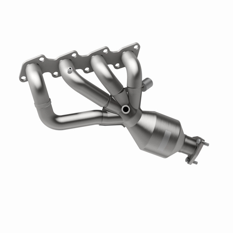 MagnaFlow Direct Fit Catalytic Converter 98-99 Nissan Frontier 2.4L