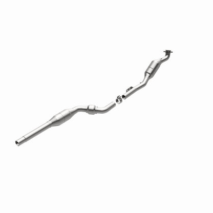 MagnaFlow Direct Fit Catalytic Converter 98-02 Mercedes E320 3.2L