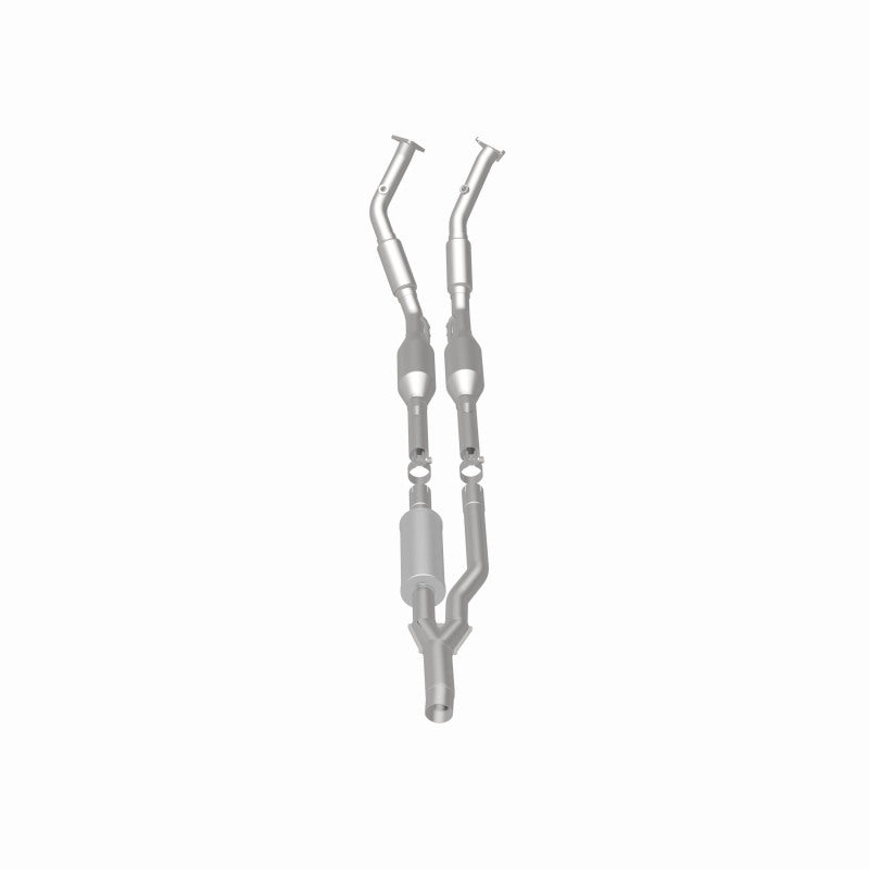 MagnaFlow Direct Fit Catalytic Converter California Grade 06-09 Audi A3 Quattro 3.2L