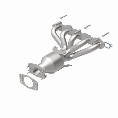 MagnaFlow Direct Fit Catalytic Converter 01-05 Volvo S60 2.4L / V70 2.4L