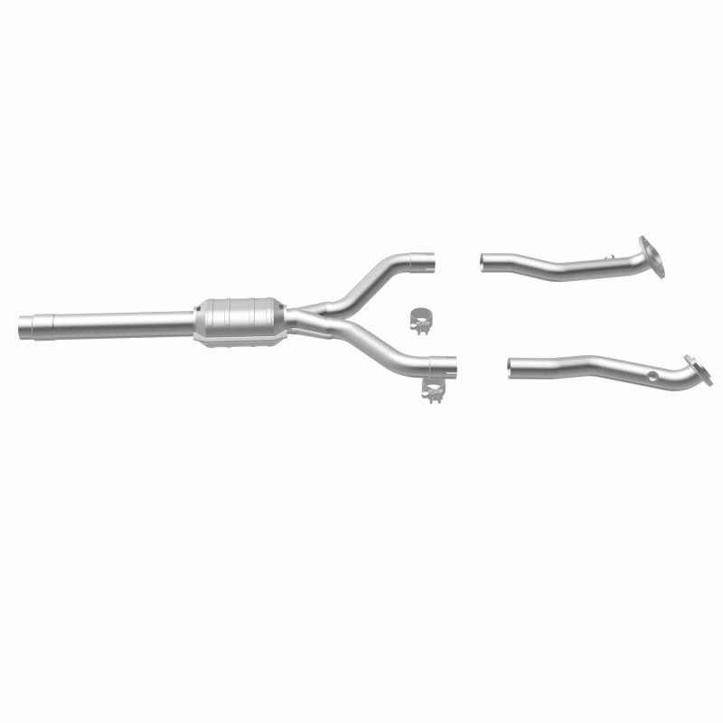 MagnaFlow Direct Fit Catalytic Converter 96-97 Lexus LS400 4.0L rear