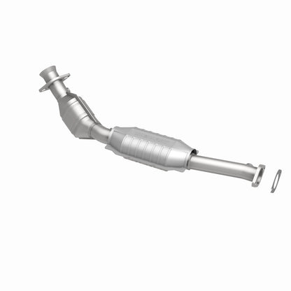 MagnaFlow Direct Fit Catalytic Converter 95-02 Ford Crown Vic 4.6L