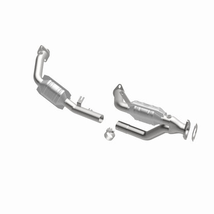 MagnaFlow Direct Fit Catalytic Converter 96-99 Taurus 3.0L
