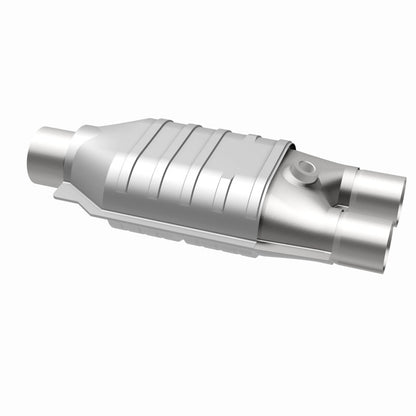MagnaFlow Universal Catalytic Converter 2.5 inch/2 inch S/D PC2 Rear