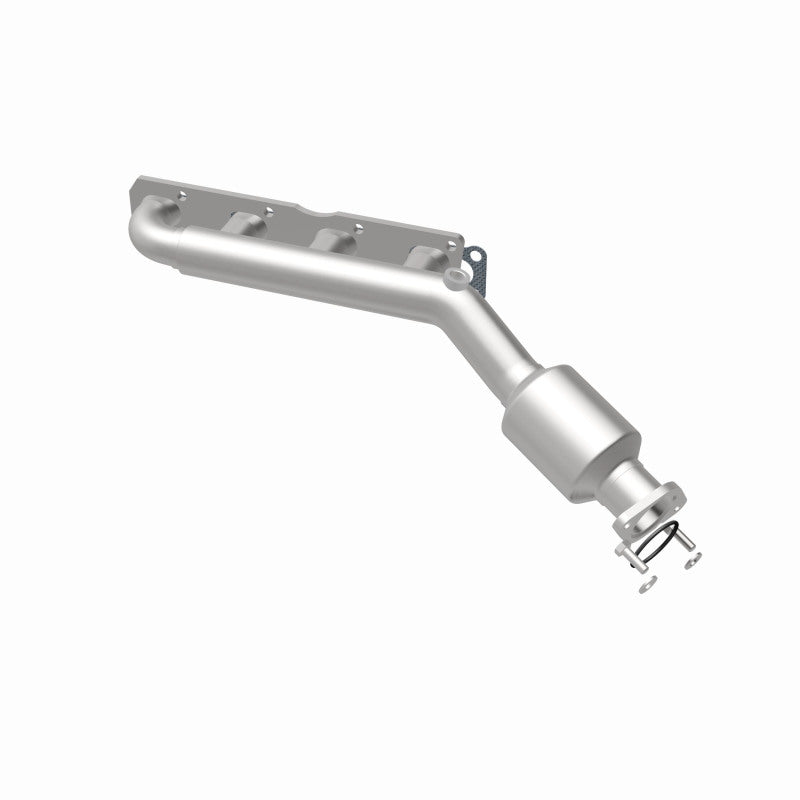 MagnaFlow Direct Fit Catalytic Converter Infiniti/Nissan Trucks 8 5.6L D/S Manifold (49 State)