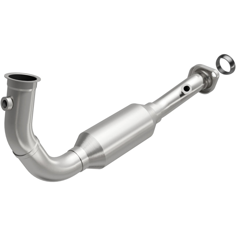 MagnaFlow Direct Fit Catalytic Converter OEM 2004 Jeep Liberty Underbody
