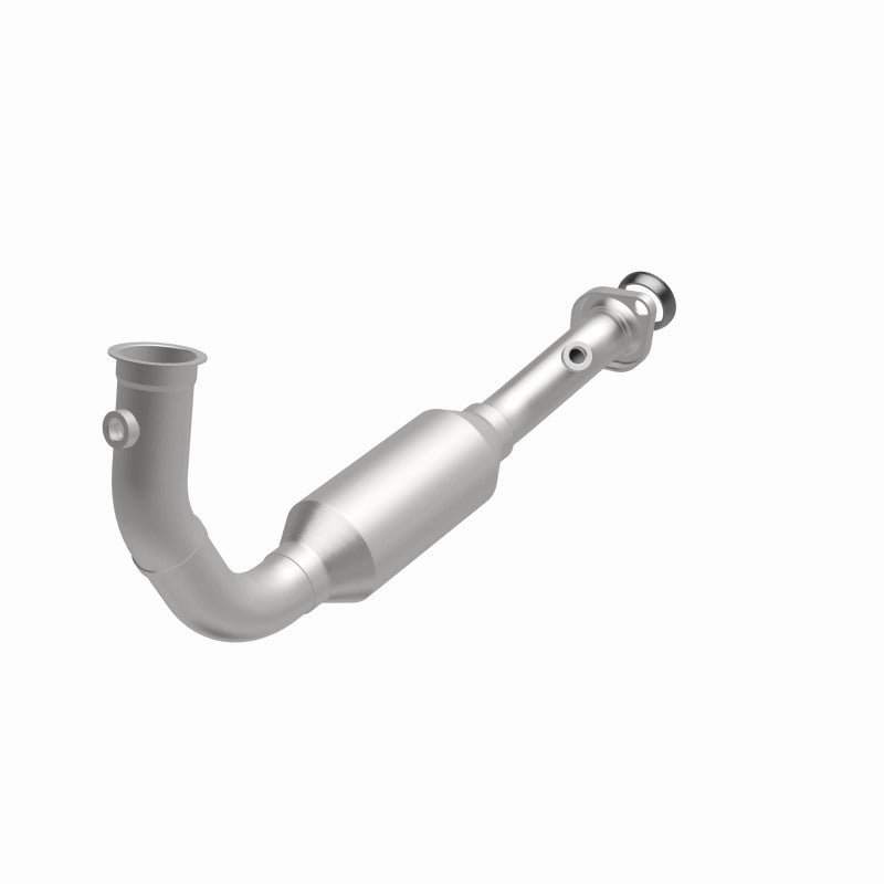 MagnaFlow Direct Fit Catalytic Converter OEM 2004 Jeep Liberty Underbody