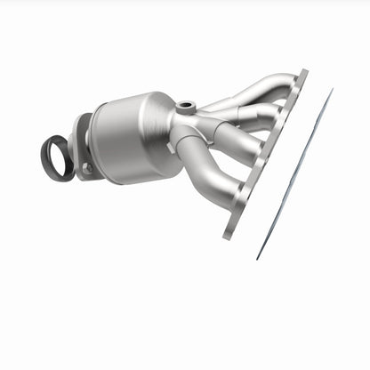 MagnaFlow 2016 Mitsubishi Outlander Manifold 2.4L Direct Fit Catalytic Converter