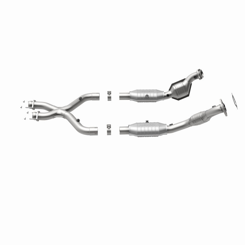 MagnaFlow Direct Fit Catalytic Converter 99-01 Ford Mustang 4.6L
