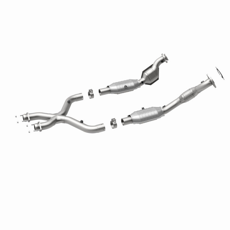 MagnaFlow Direct Fit Catalytic Converter 99-01 Ford Mustang 4.6L
