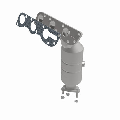 MagnaFlow Direct Fit Catalytic Converter 04-05 Suz Verona2.5 Manifold Front
