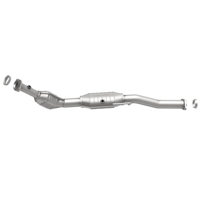 MagnaFlow Direct Fit Catalytic Converter 04-06 Ford Ranger 2.3L CA
