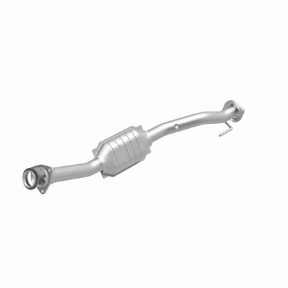 MagnaFlow Direct Fit Catalytic Converter 02-05 Trailblazer 4.2L OEM