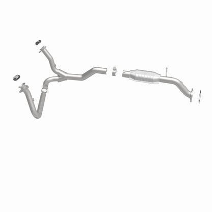MagnaFlow Direct Fit Catalytic Converter 00-05 Blazer 4WD 4.3L OEM
