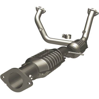 MagnaFlow Direct Fit Catalytic Converter 00-04 Chevy S10 4.3L 2WD