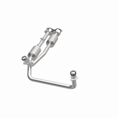 MagnaFlow Direct Fit Catalytic Converter California Grade 96-00 GM Tahoe/Yukon/Escalade 5.7L