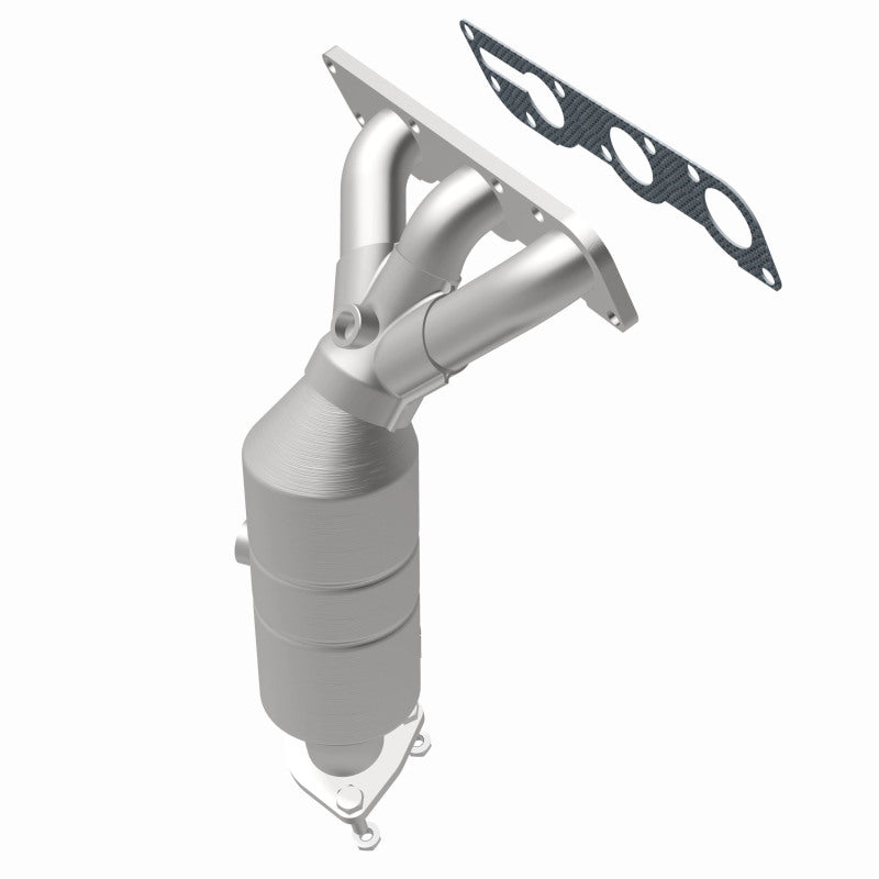 MagnaFlow Direct Fit Catalytic Converter 04-05 Suz Verona2.5 Manifold Front