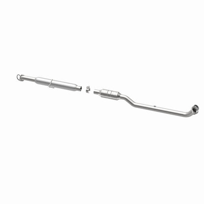 MagnaFlow Direct Fit Catalytic Converter 2012-2014 CAMRY 2.5L Underbody