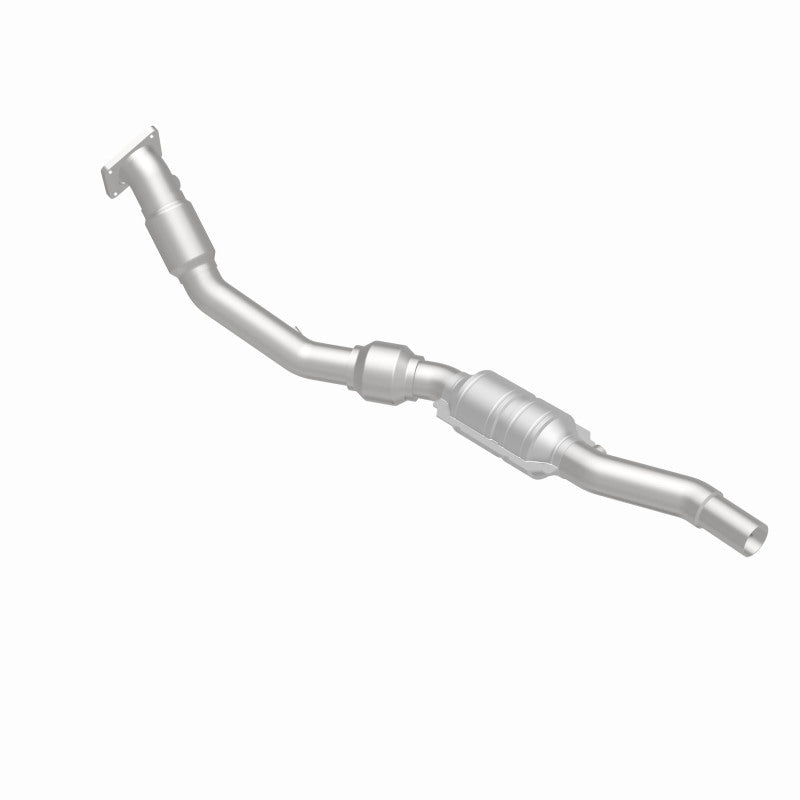 MagnaFlow Direct Fit Catalytic Converter 00-02 Audi A6 Quattro 2.7L