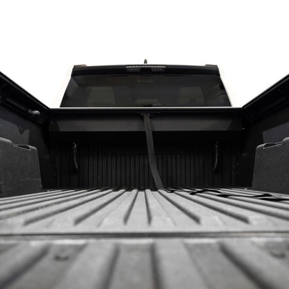 Westin Manual Retractable Tonneau Cover 24-26 Toyota Tacoma 6ft Bed Black
