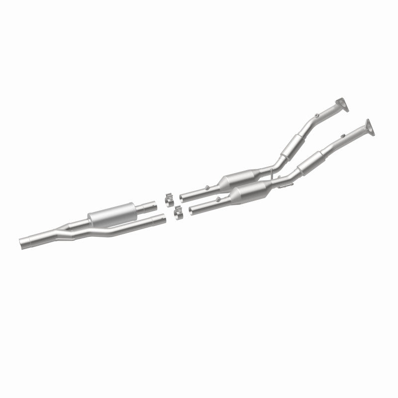 MagnaFlow Direct Fit Catalytic Converter California Grade 06-09 Audi A3 Quattro 3.2L