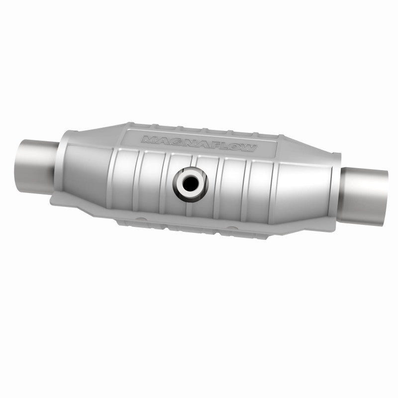 MagnaFlow Universal Catalytic Converter 2.5 OBDII Rear Mid-Bed 02