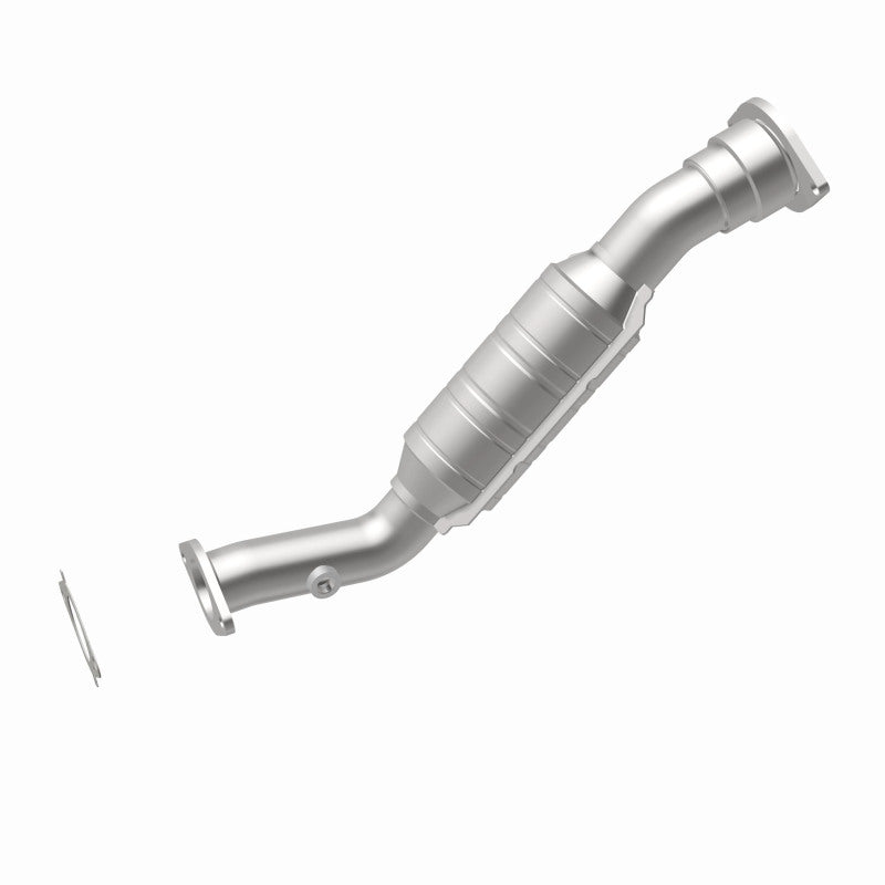MagnaFlow Direct Fit Catalytic Converter 07-08 Buick Lucerne 3.8L