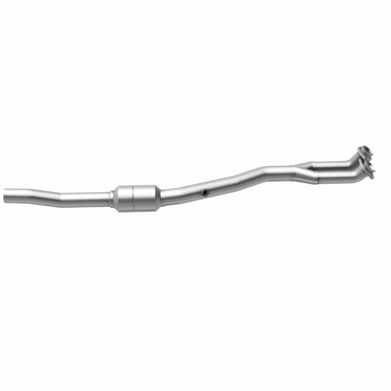 MagnaFlow Direct Fit Catalytic Converter 96-97 BMW 840 4.4L Driver Side