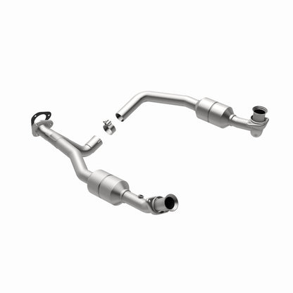MagnaFlow Direct Fit Catalytic Converter 00-03 Ford E150 5.4L