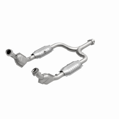 MagnaFlow Direct Fit Catalytic Converter 99-01 Ford Mustang 3.8L