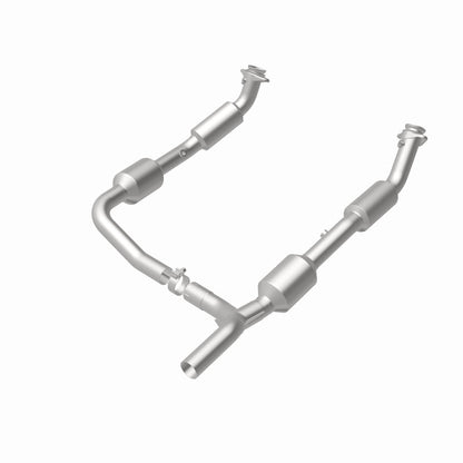 MagnaFlow Direct Fit Catalytic Converter 2008+ Ford E-150 4.6L