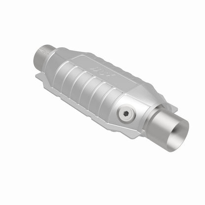 MagnaFlow Universal Catalytic Converter 2.25 inch with single O2 OEM