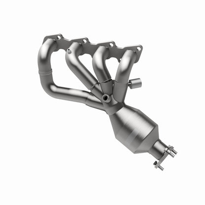 MagnaFlow Direct Fit Catalytic Converter 98-99 Nissan Frontier 2.4L
