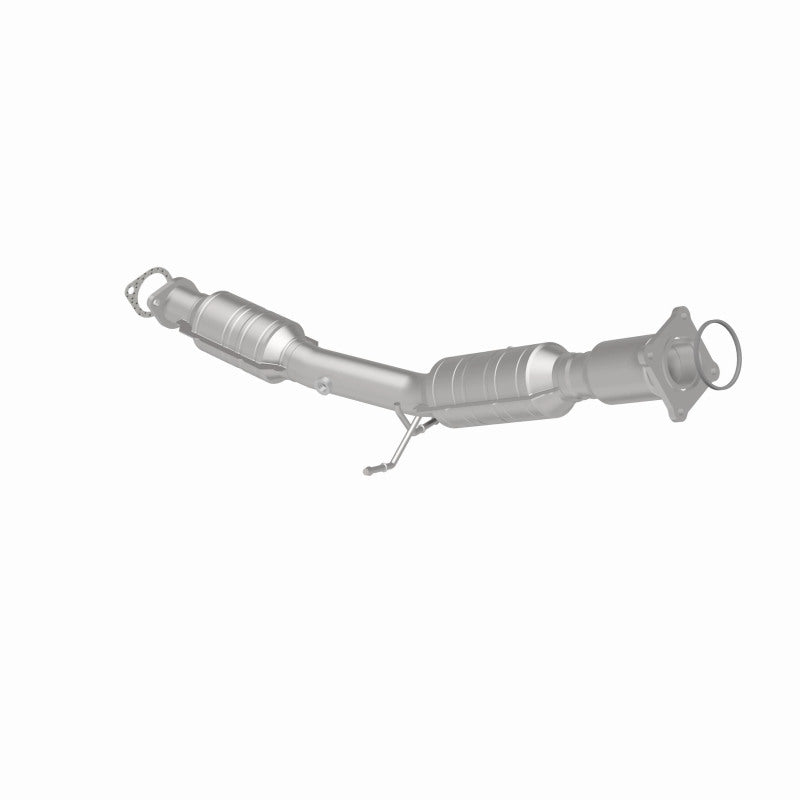 MagnaFlow Direct Fit Catalytic Converter 05-09 Volvo V50 2.4L