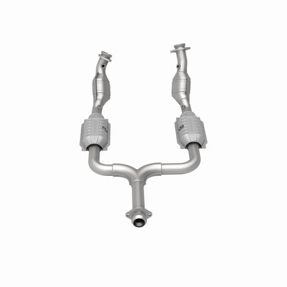 MagnaFlow Direct Fit Catalytic Converter 99-01 Mustang 3.8L 50S