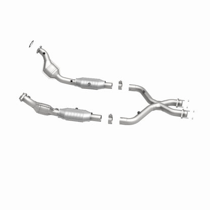 MagnaFlow Direct Fit Catalytic Converter 99-01 Ford Mustang 4.6L