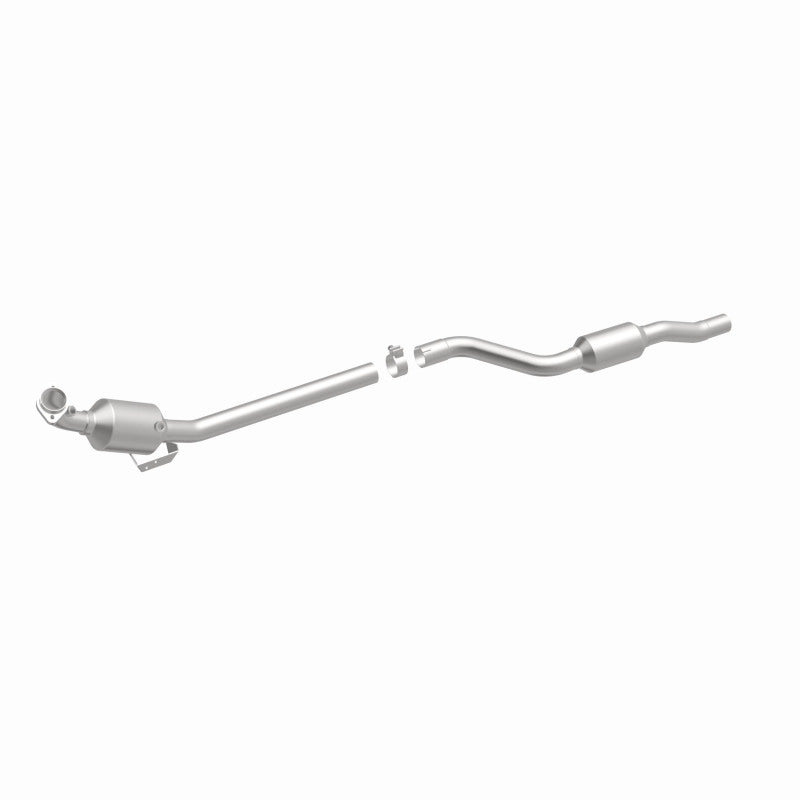 MagnaFlow Direct Fit Catalytic Converter 10-12 Mercedes-Benz GLK350 V6 3.5 OEM Underbody