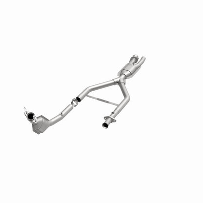 MagnaFlow Direct Fit Catalytic Converter 96-98 Lincoln Mark VIII 4.6L