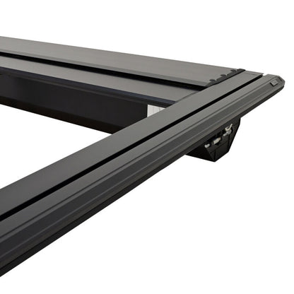 Westin 17-26 Ford F-250/F-350/F-450/F-550 SD 6ft 10in Bed Manual Retractable Tonneau Cover - Black