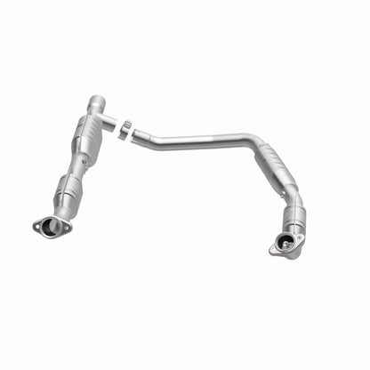 MagnaFlow Direct Fit Catalytic Converter 05-07 Ford E-250/E-350 Econoline V8 5.4L